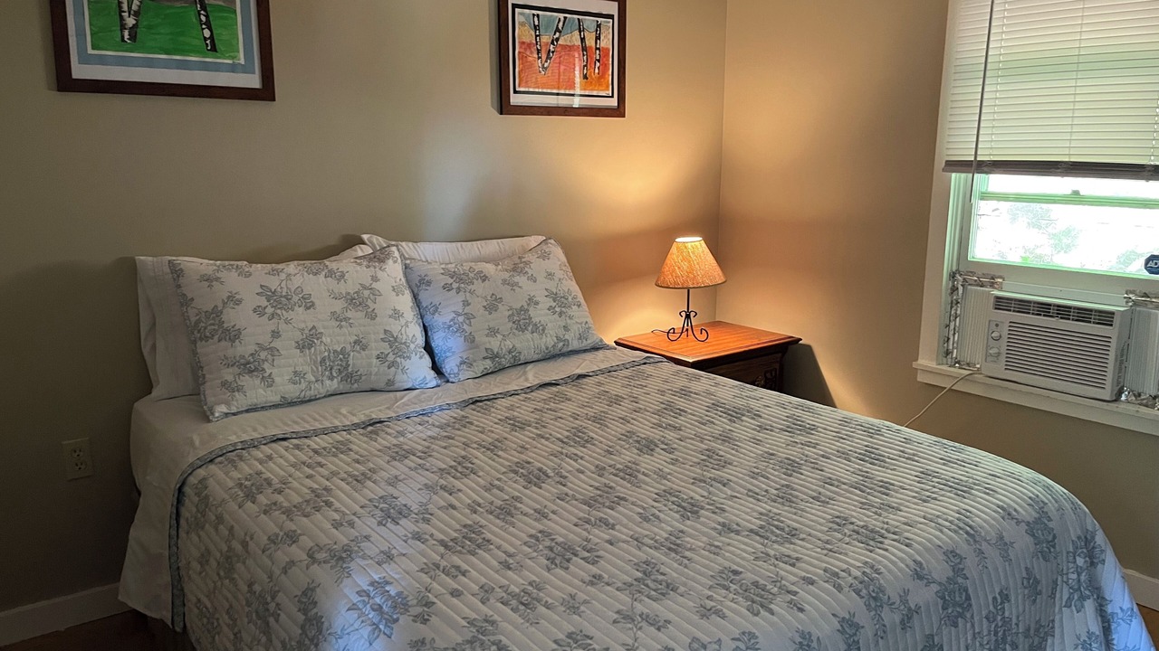 Photo of Bedroom in Bomoseen