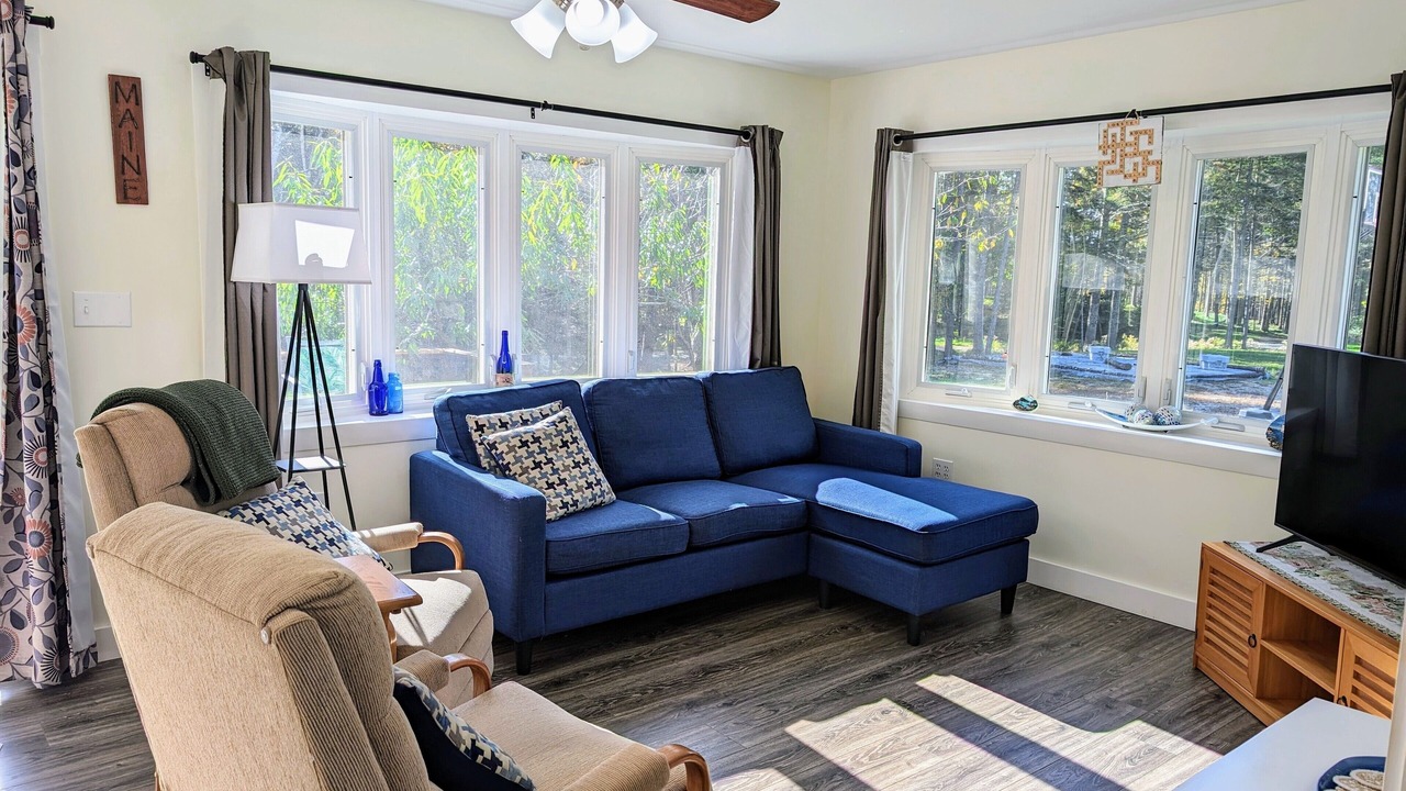 Photo of Livingroom in Deer Isle
