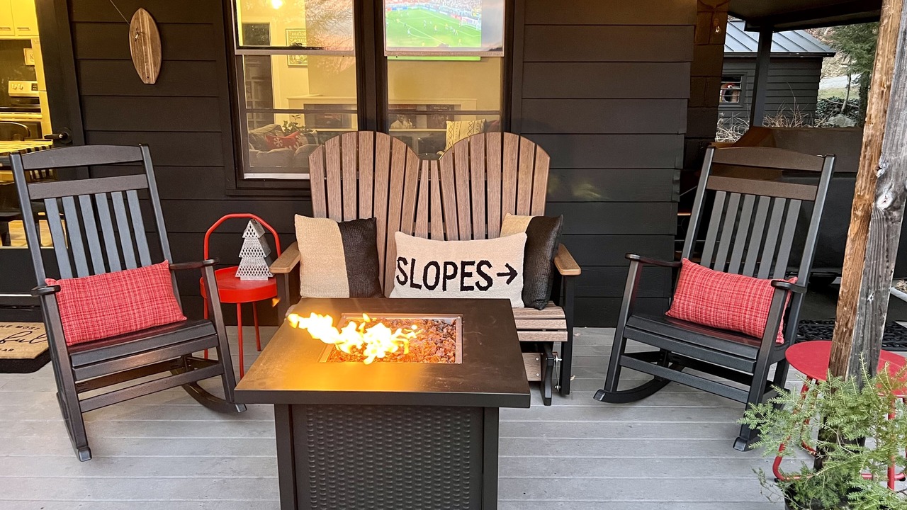 Photo of Patio Balcony in Stratton and Bromley Ski Areas