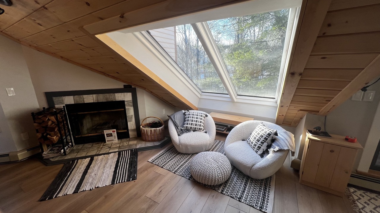 Photo of Livingroom in West Dover