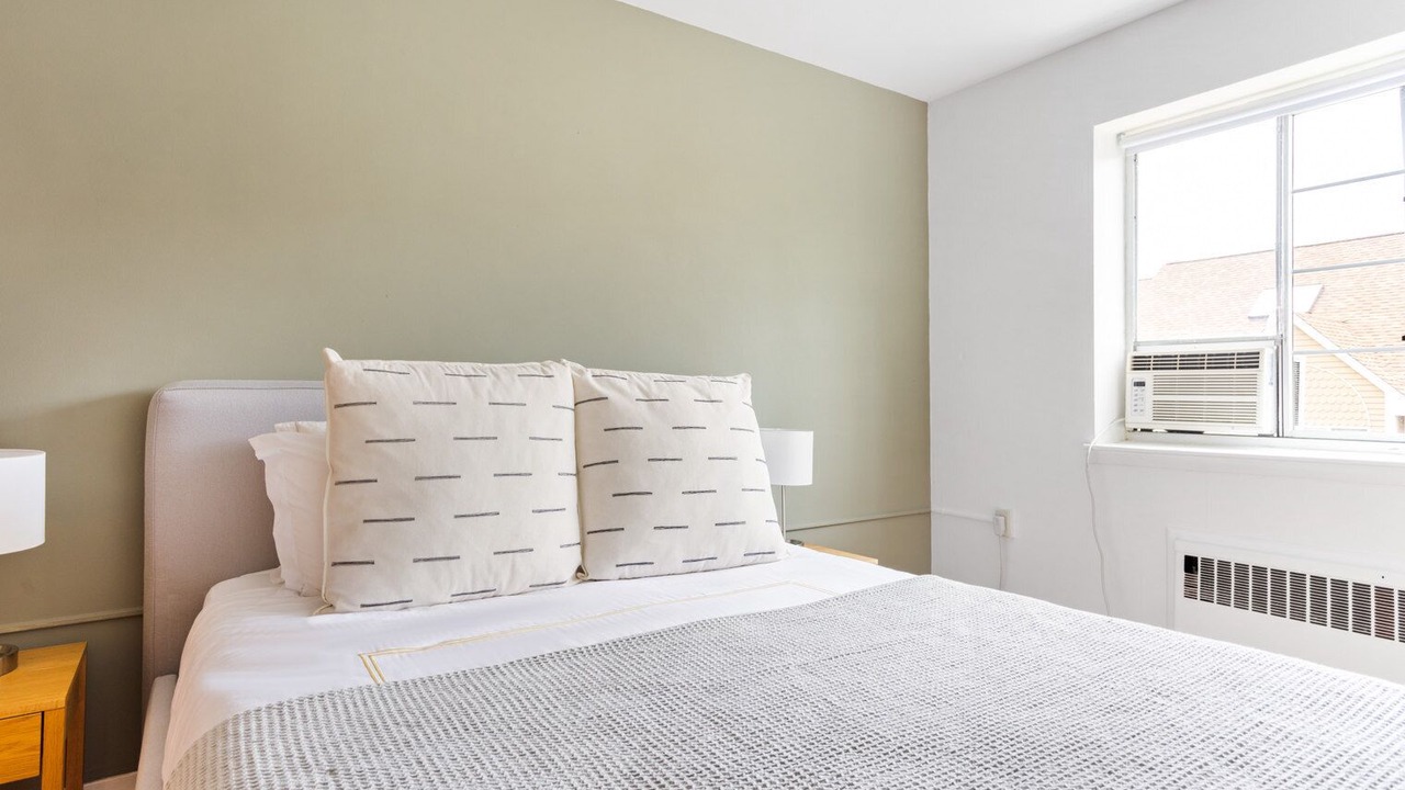 Photo of Bedroom in North Brookline
