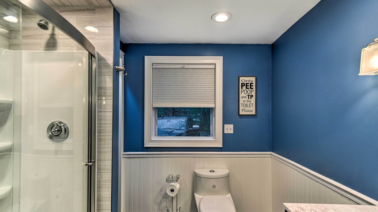 Photo of Bathroom in Ashland