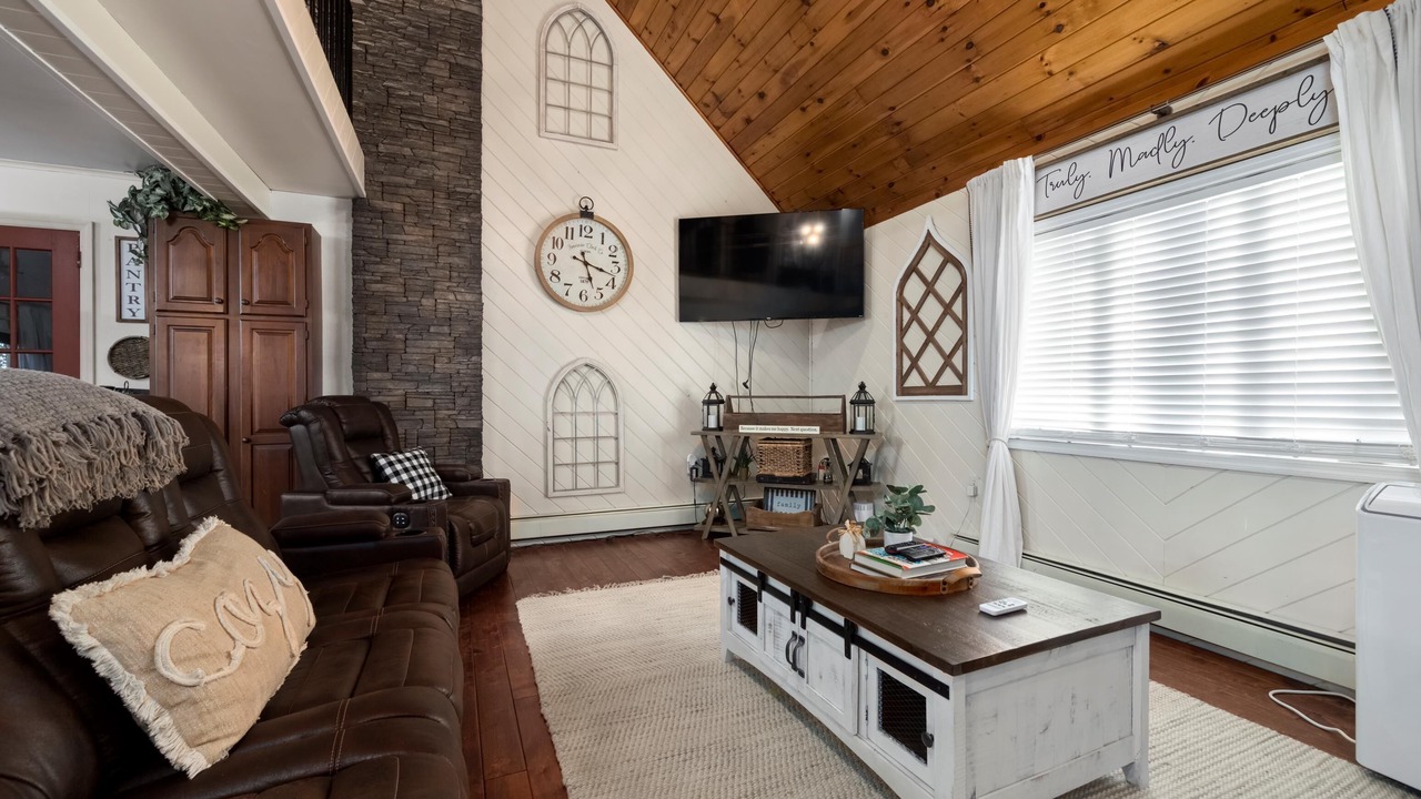 Photo of Bedroom in Warren