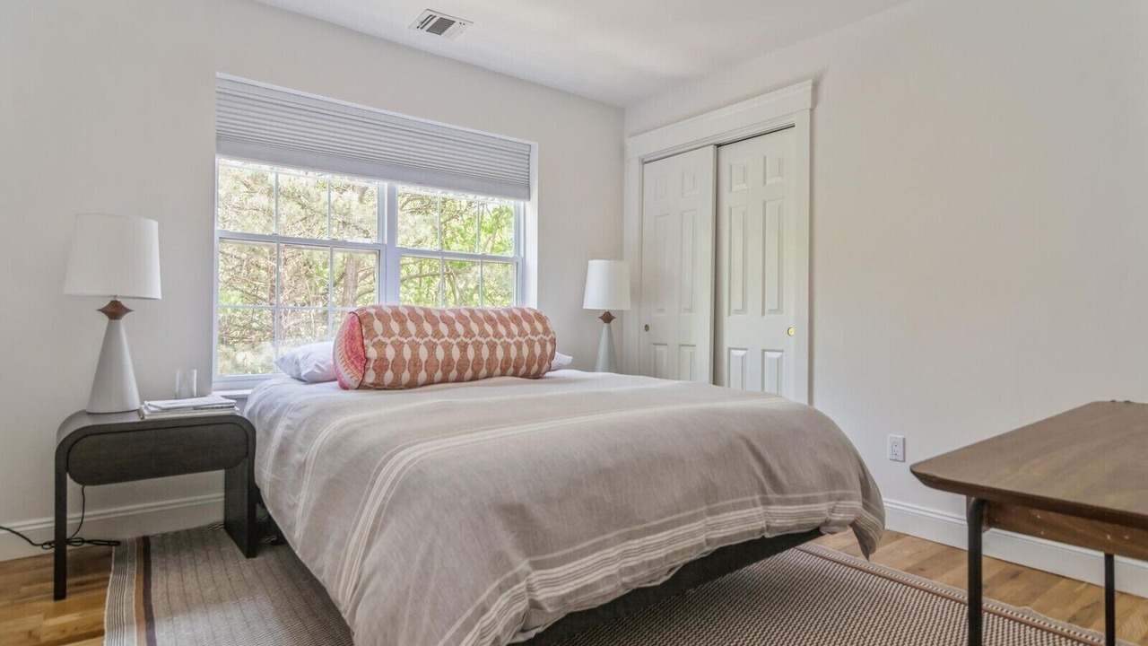 Photo of Bedroom in Shinnecock Hills