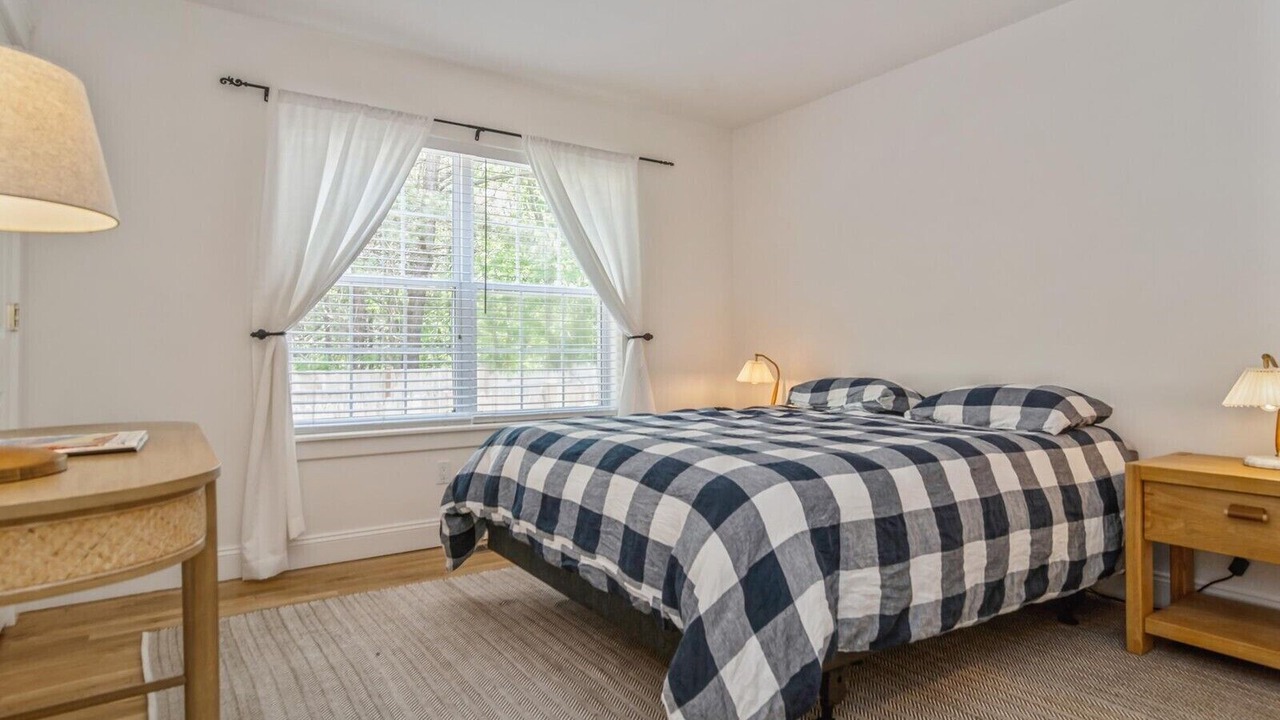 Photo of Bedroom in Shinnecock Hills
