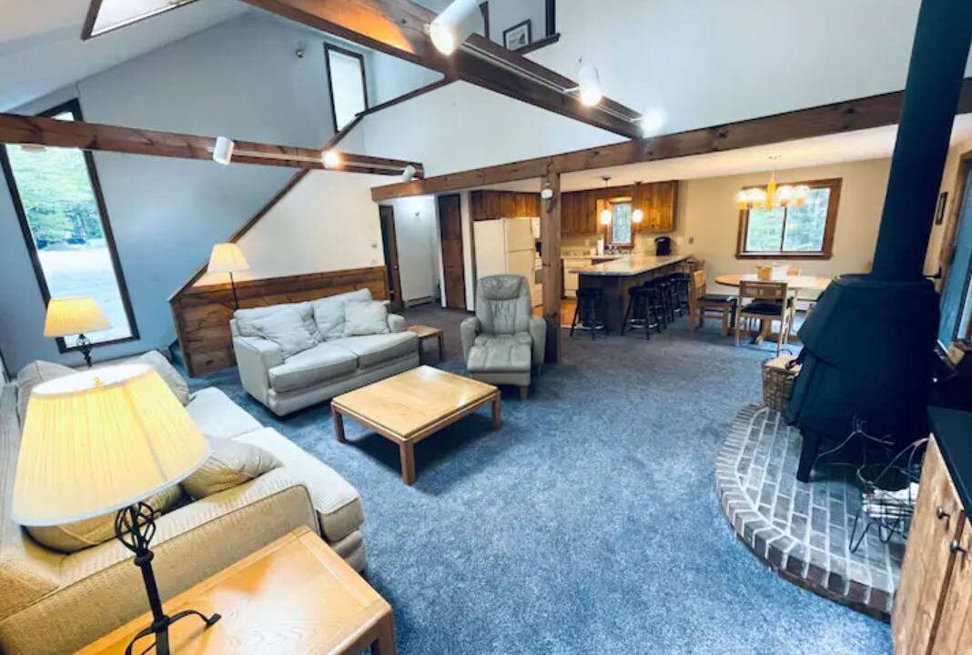 Photo of Livingroom in Intervale