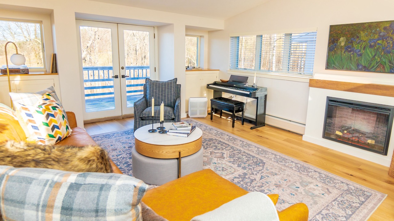 Photo of Livingroom in South Woodstock