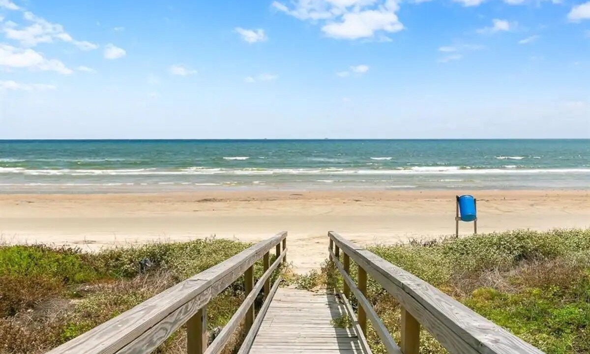 Photo of Others in Surfside Beach