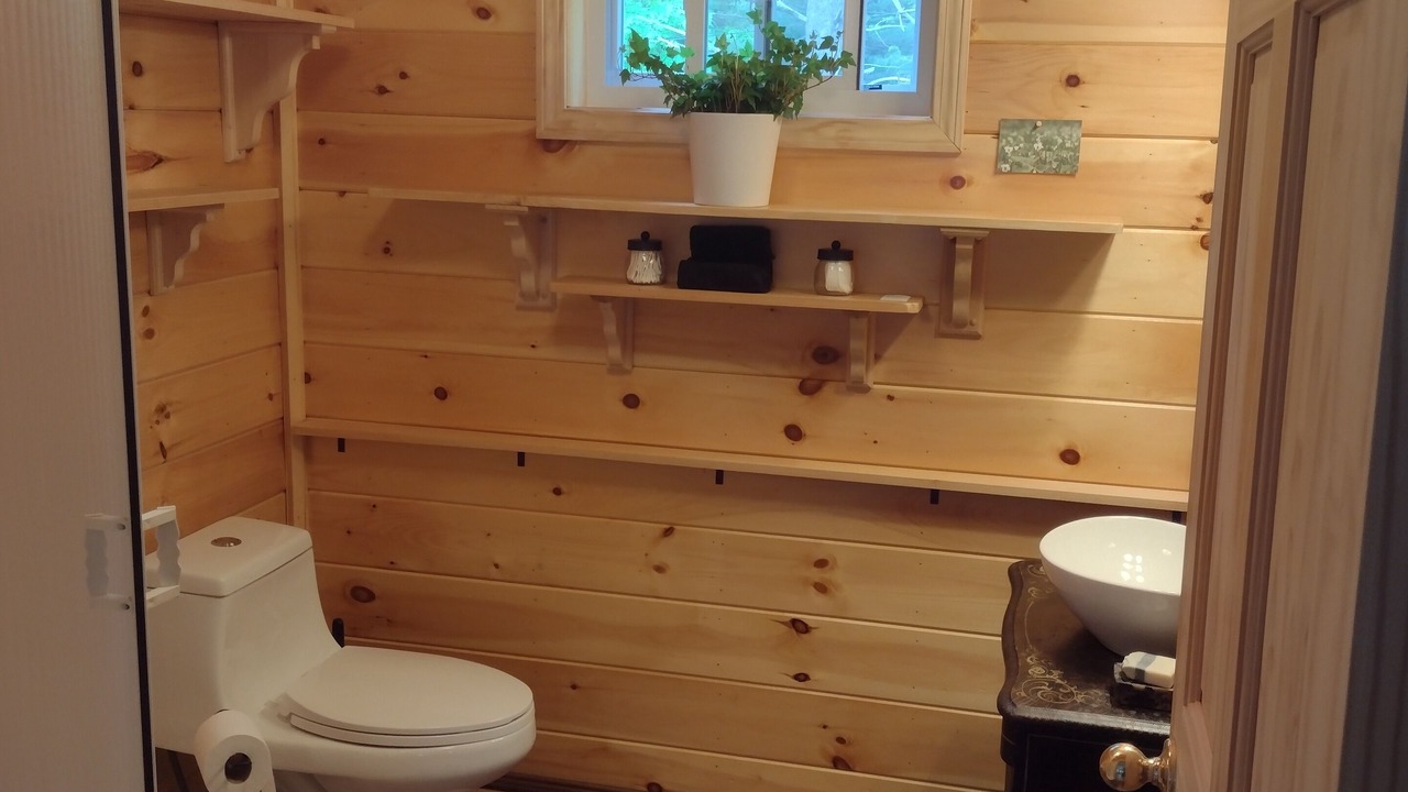 Photo of Bathroom in Washington