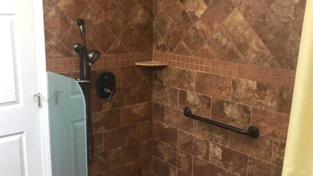 Photo of Bathroom in Auburn