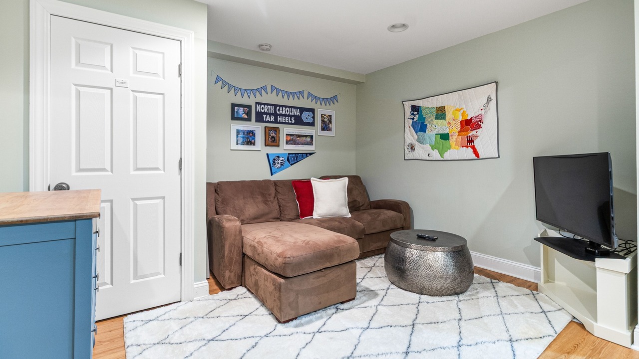 Photo of Livingroom in North Lake George