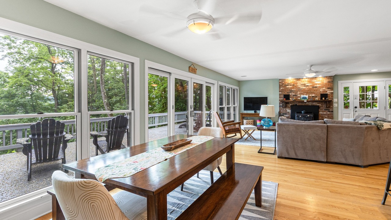 Photo of Livingroom in North Lake George