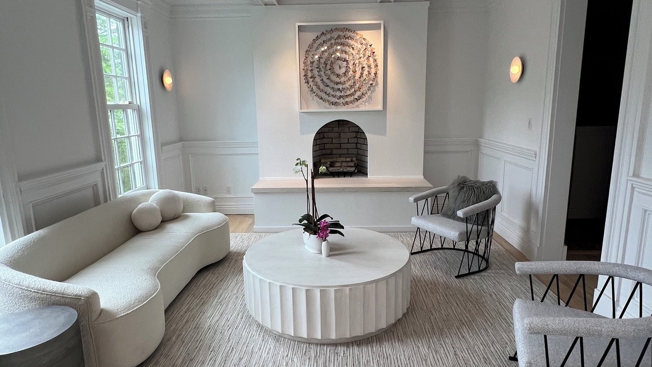 Photo of Livingroom in Water Mill