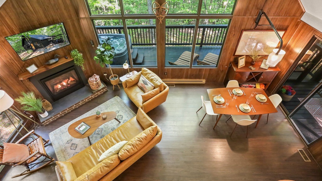 Photo of Livingroom in The Woods