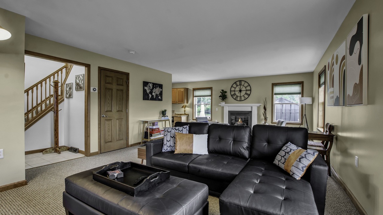 Photo of Livingroom in Ellicottville