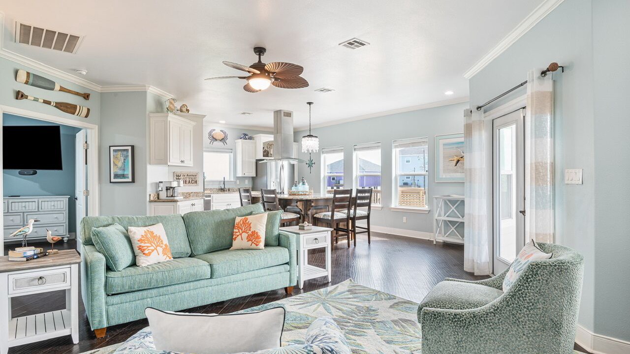 Photo of Livingroom in Crystal Beach