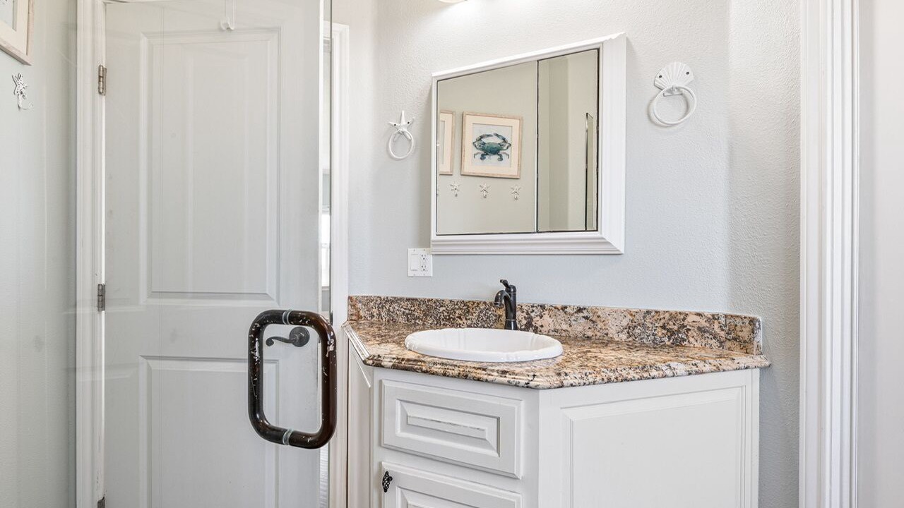 Photo of Bathroom in Crystal Beach