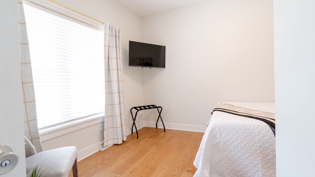 Photo of Bedroom in Saratoga Springs