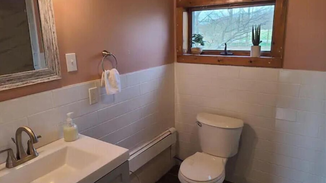 Photo of Bathroom in Schuylerville
