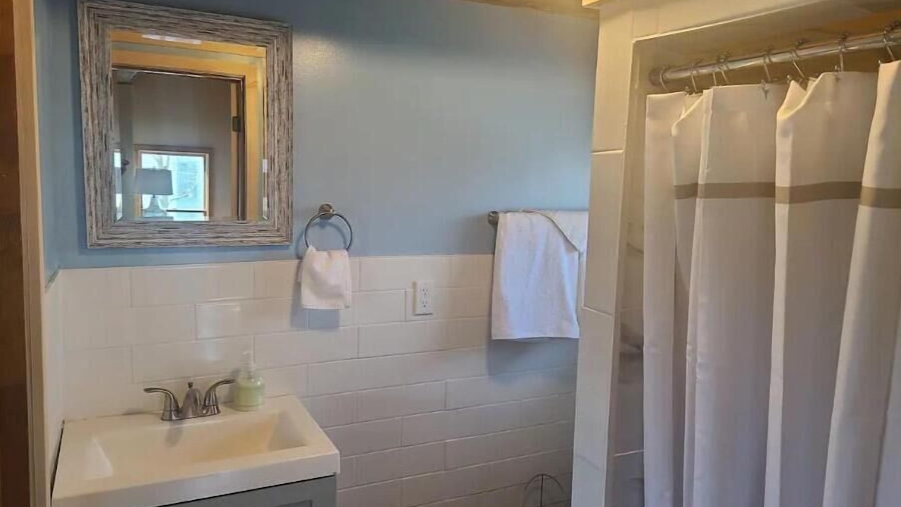 Photo of Bathroom in Schuylerville