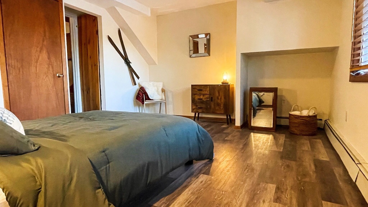 Photo of Bedroom in Mount Marion
