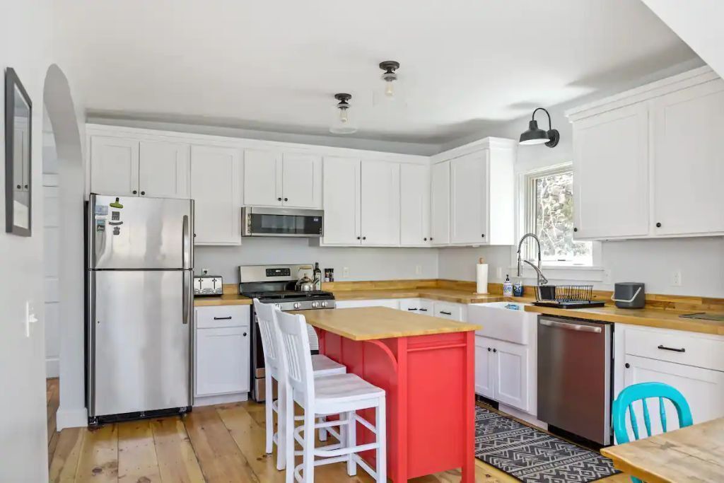 Photo of Kitchen in Warren