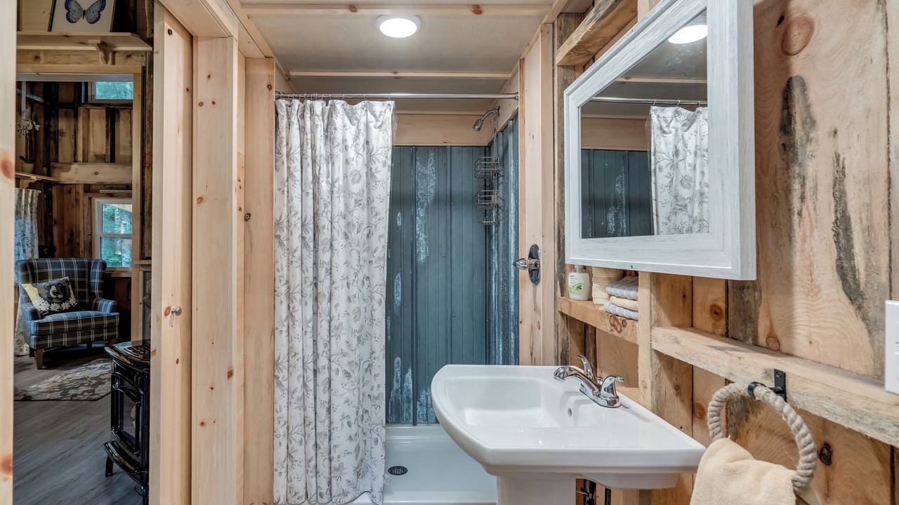 Photo of Bathroom in Brantingham