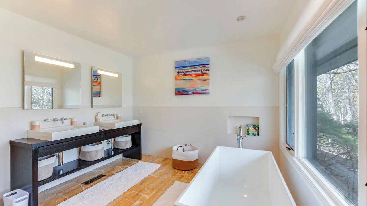 Photo of Bathroom in Water Mill