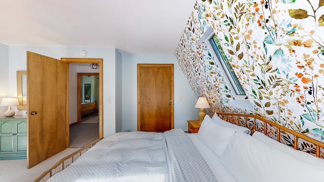 Photo of Bedroom in Pittsfield