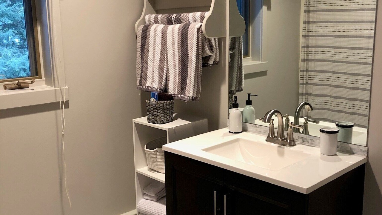 Photo of Bathroom in Brownsville