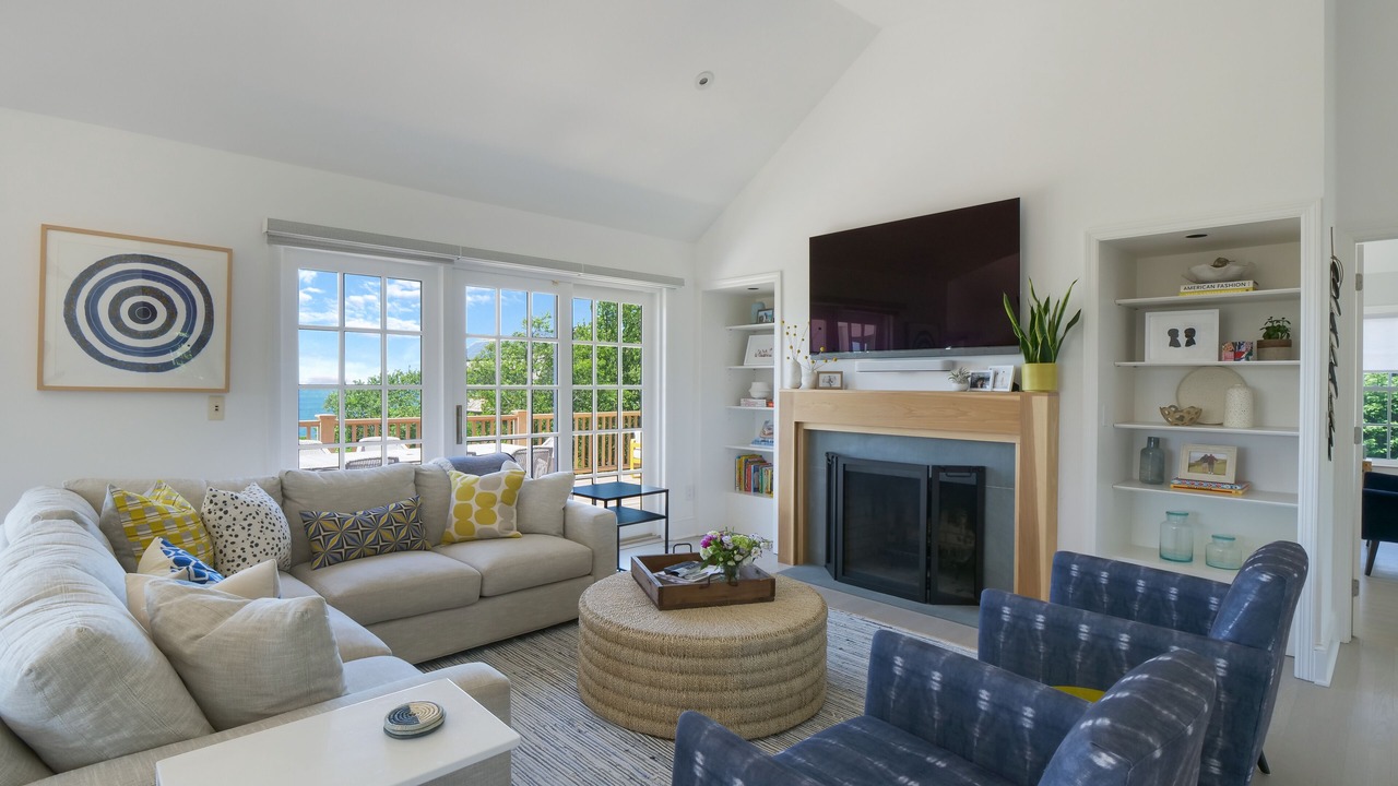 Photo of Livingroom in Montauk