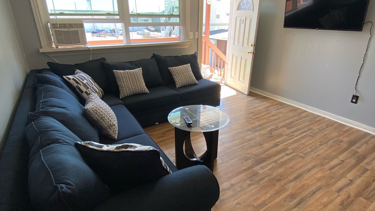 Photo of Livingroom in Hampton