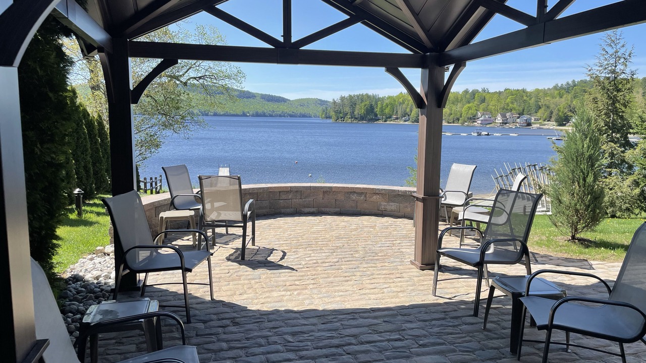 Photo of Patio Balcony in Schroon Lake