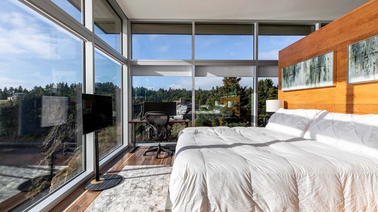 Photo of Bedroom in Port Orford
