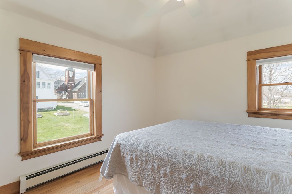 Photo of Bedroom in York Beach