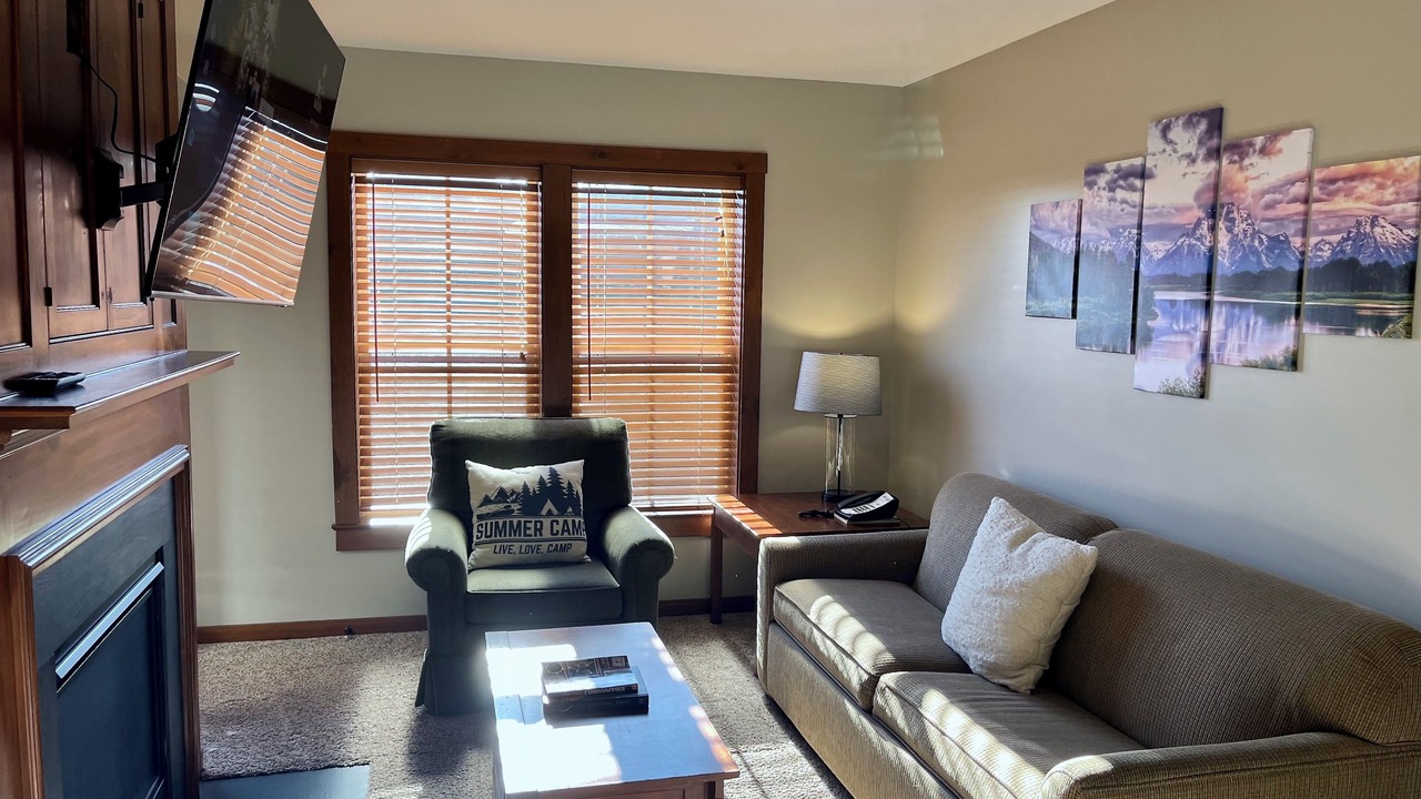 Photo of Livingroom in Snowshoe