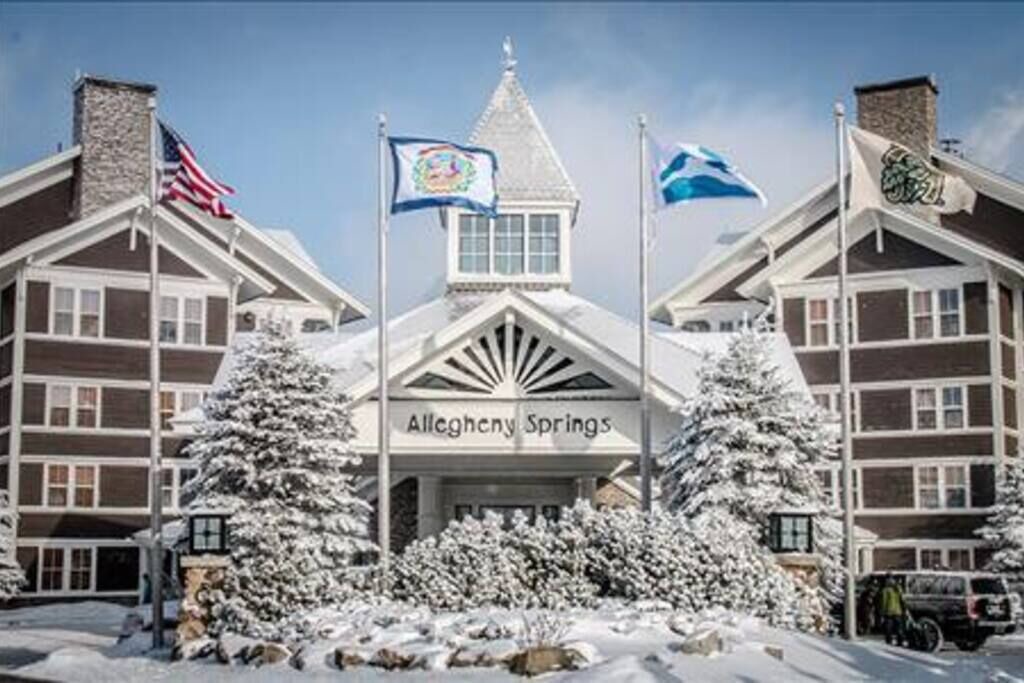 Photo of Others in Snowshoe