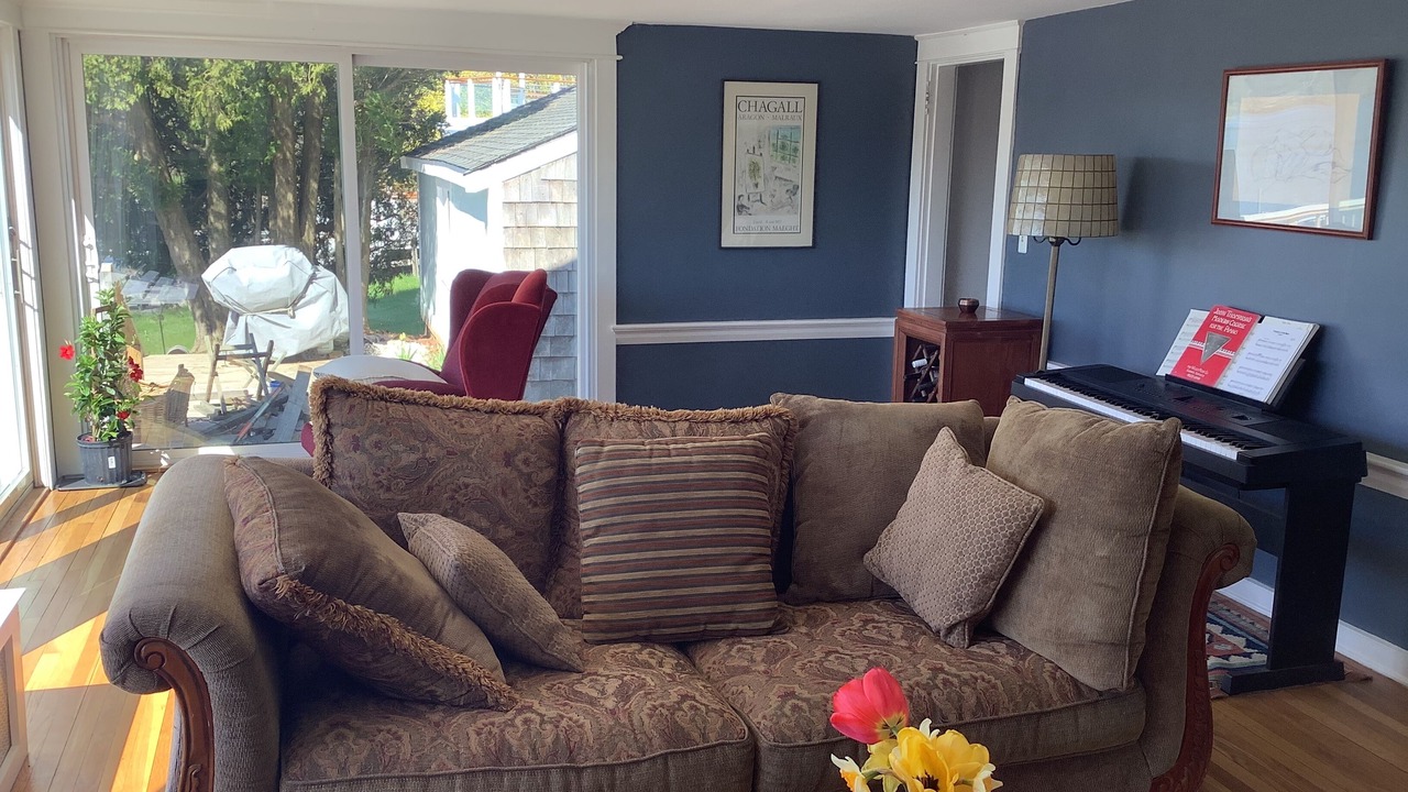 Photo of Livingroom in Portsmouth