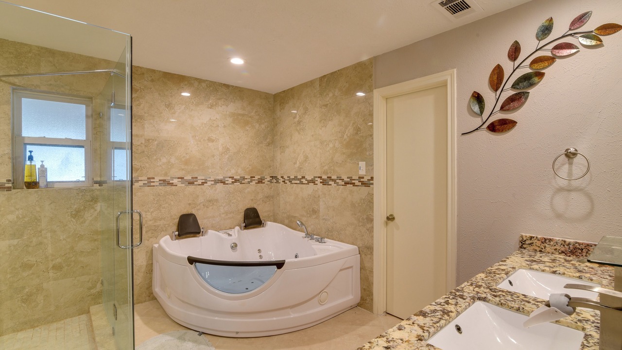Photo of Bathroom in Freeport