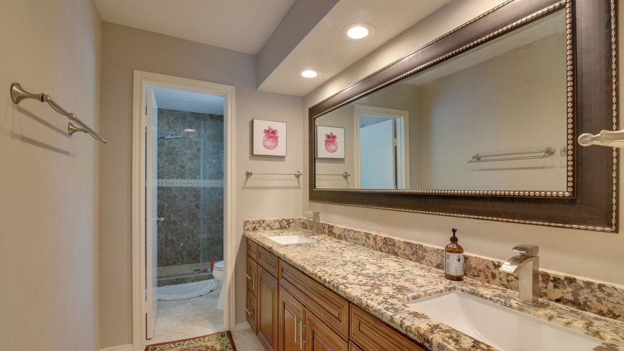 Photo of Bathroom in Freeport