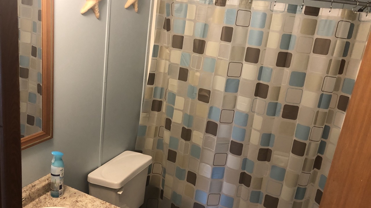Photo of Bathroom in Fishers Landing