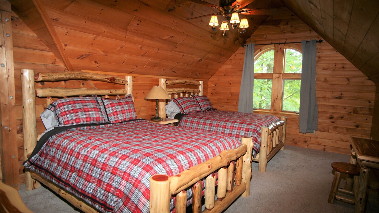 Photo of Bedroom in Warrensburg