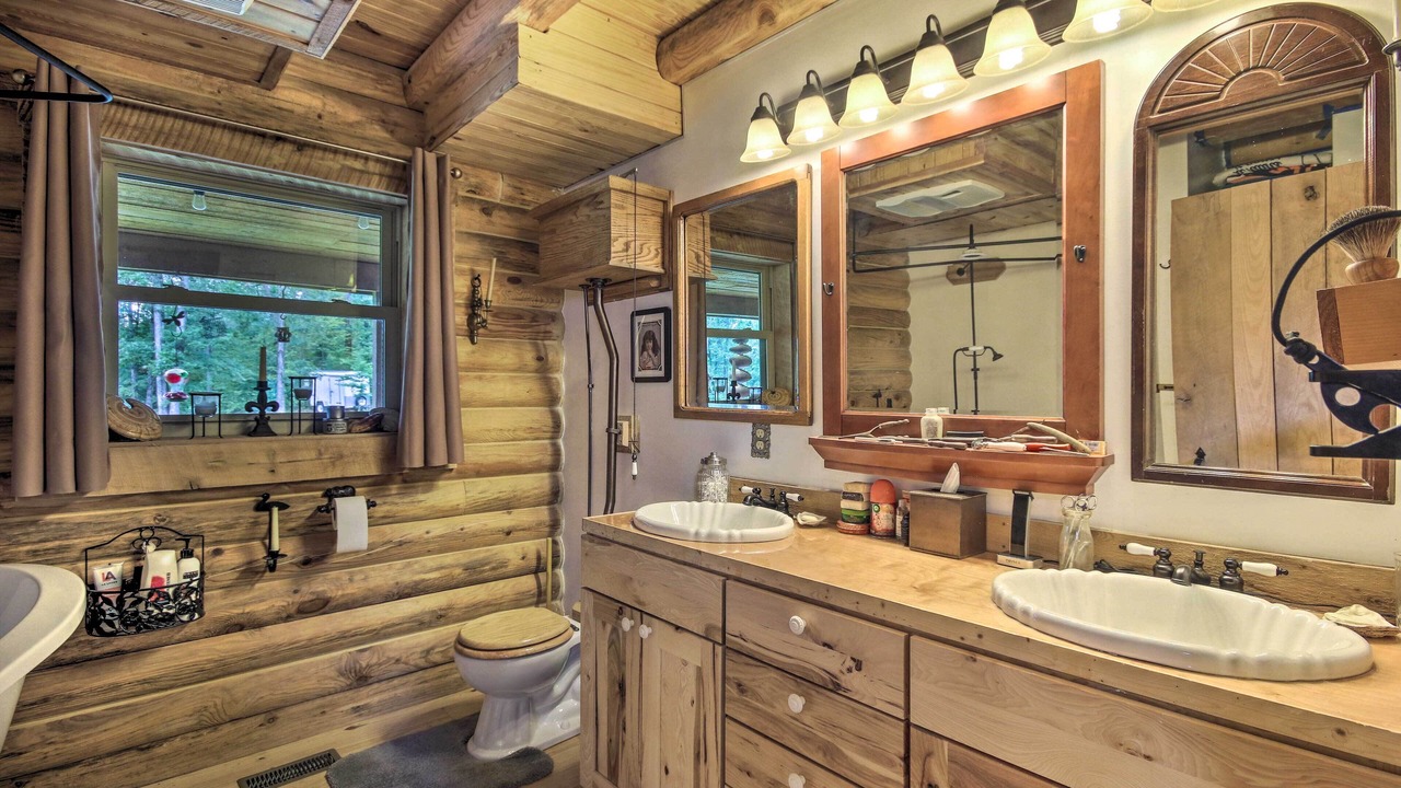 Photo of Bathroom in Front Royal