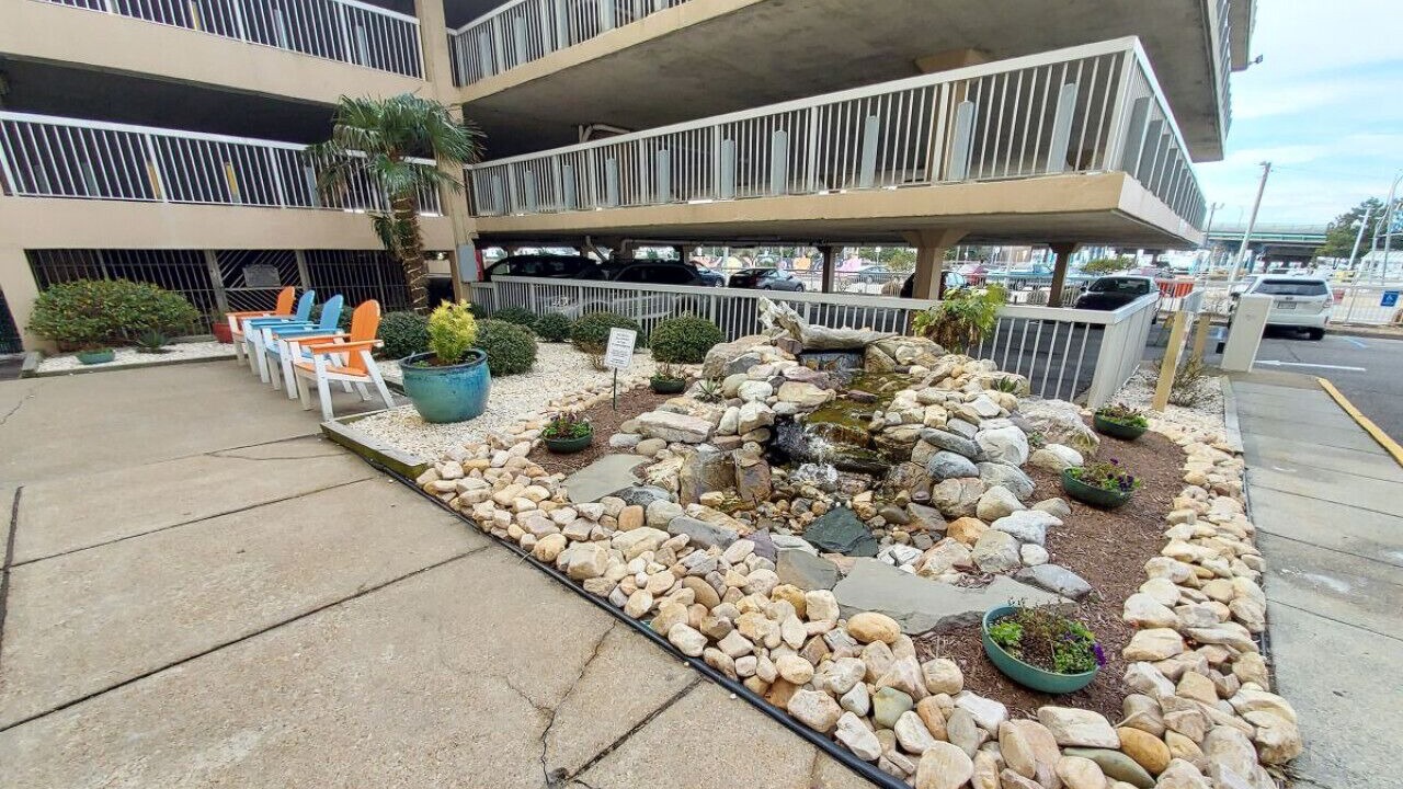 Photo of Patio Balcony in Northeast Virginia Beach