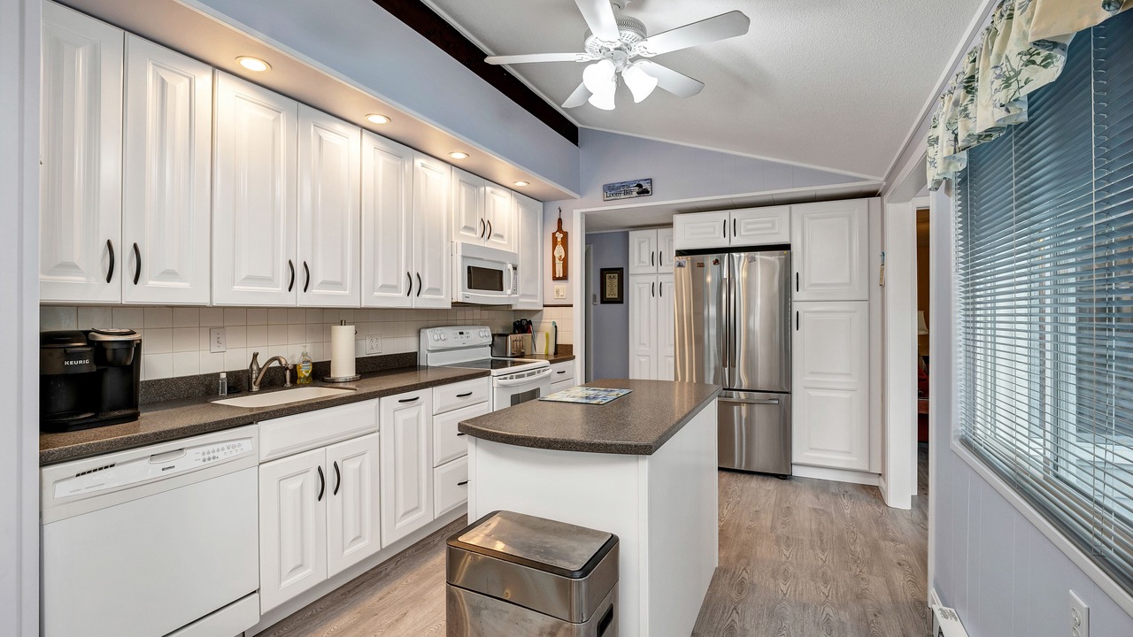 Photo of Kitchen in Moultonborough