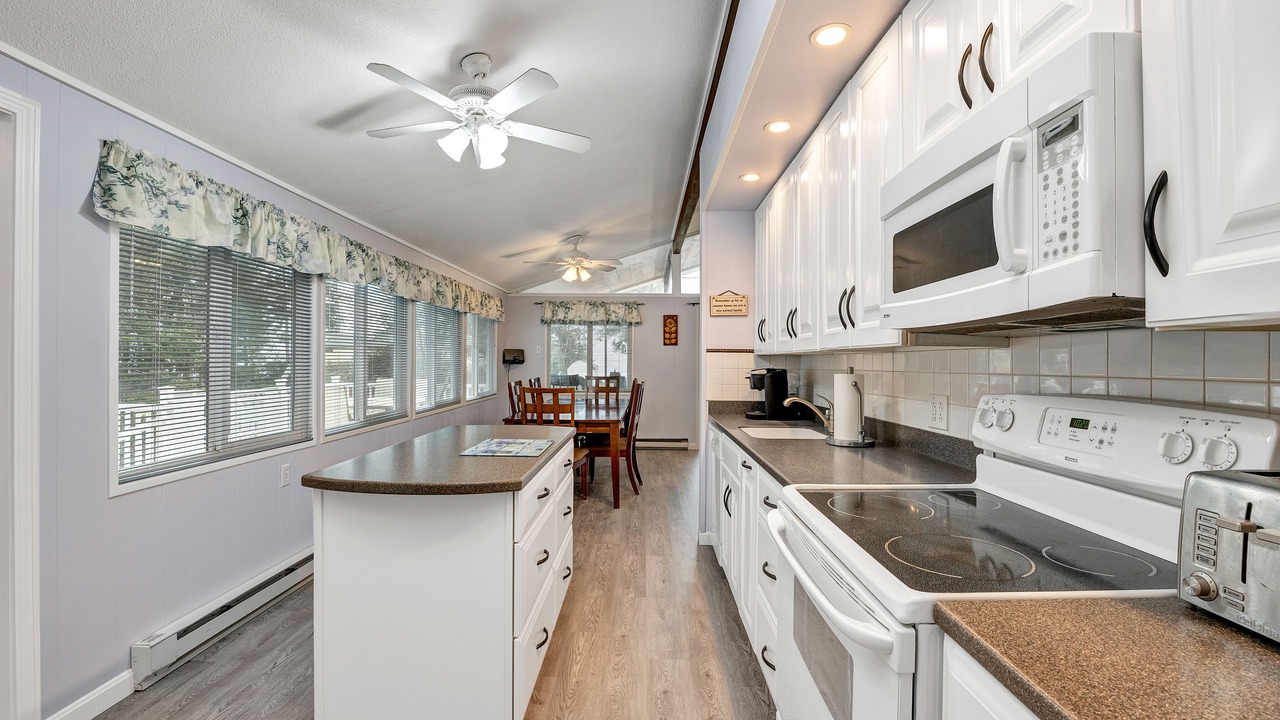 Photo of Kitchen in Moultonborough