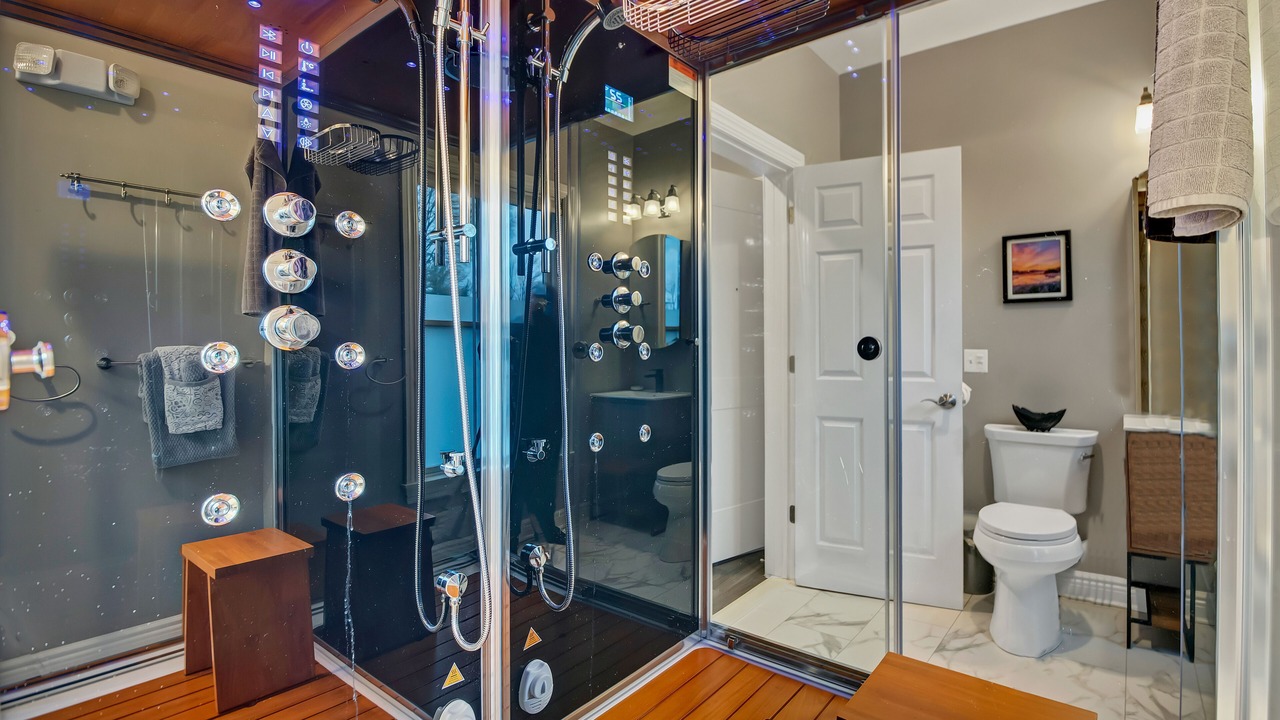 Photo of Bathroom in Warwick