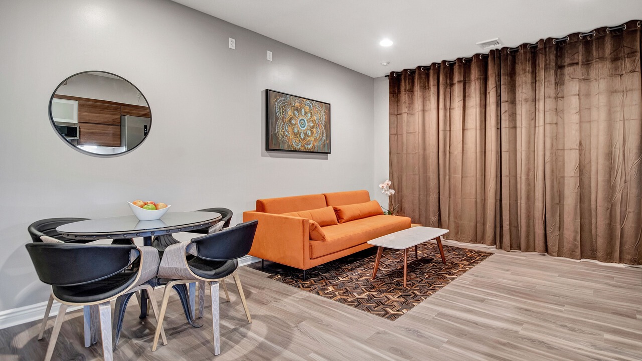 Photo of Livingroom in Warwick