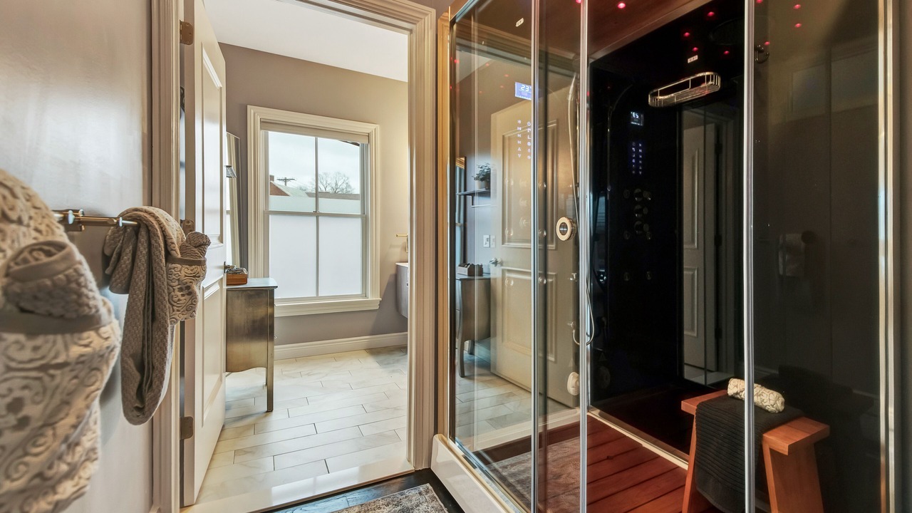 Photo of Bathroom in Warwick