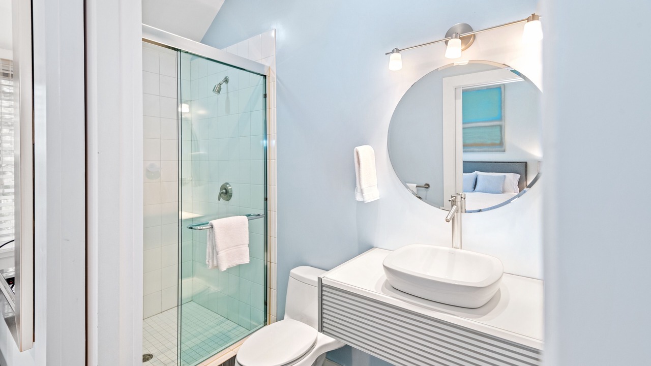 Photo of Bathroom in Wainscott Woods